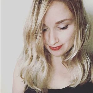 Meet your Posher, Julia